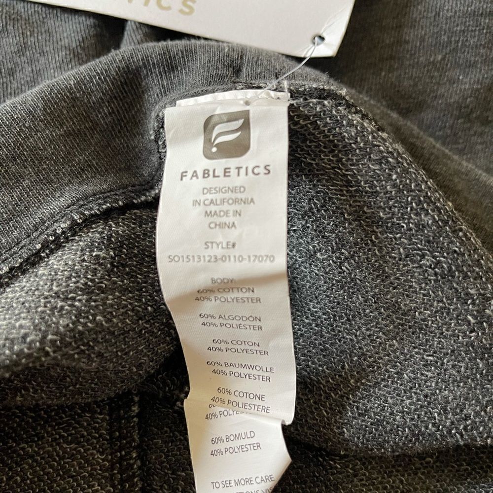 New fabletics shorts sz xxL - Picture 9 of 15